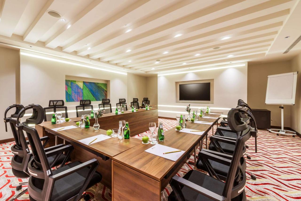 Best Western Plus Al Qurayyat City Center Exteriér fotografie