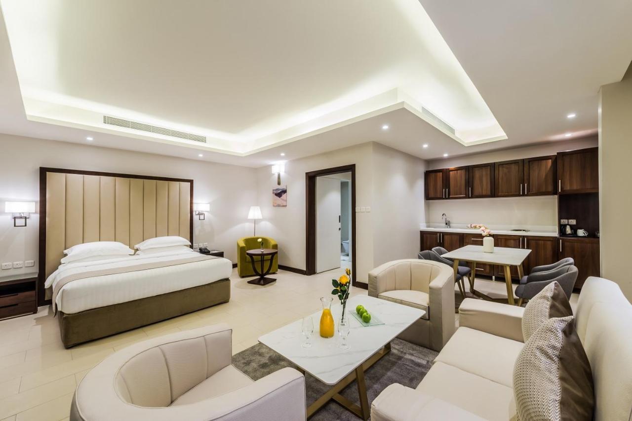 Best Western Plus Al Qurayyat City Center Exteriér fotografie