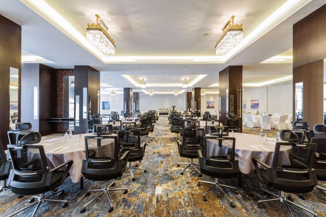 Best Western Plus Al Qurayyat City Center Exteriér fotografie