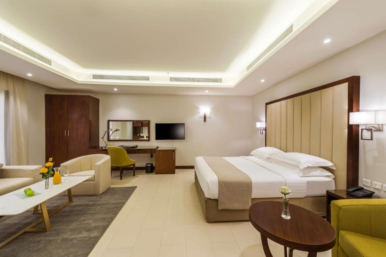 Best Western Plus Al Qurayyat City Center Exteriér fotografie